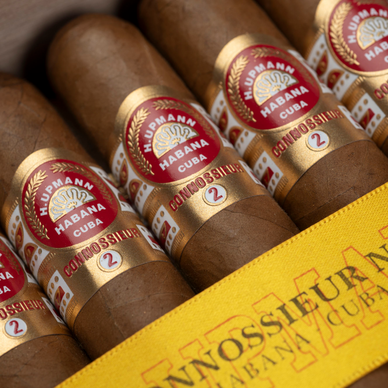 H. Upmann Connossieur No.2